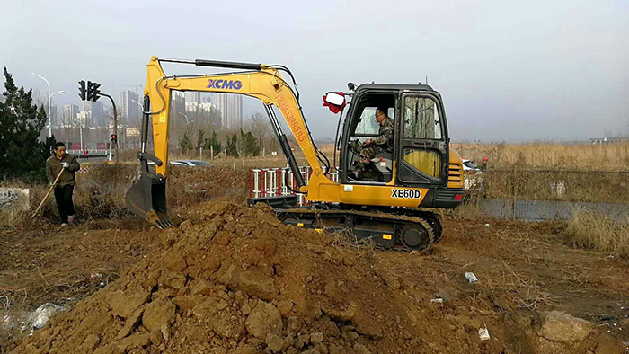 XE60D型挖掘机